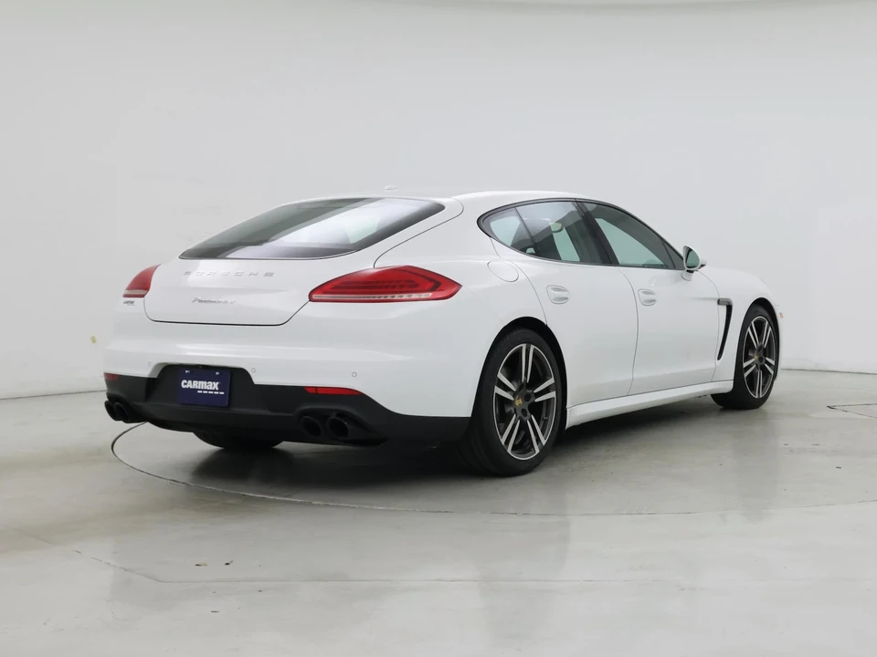 2015 Porsche 970 Panamera - Image 9 of 27