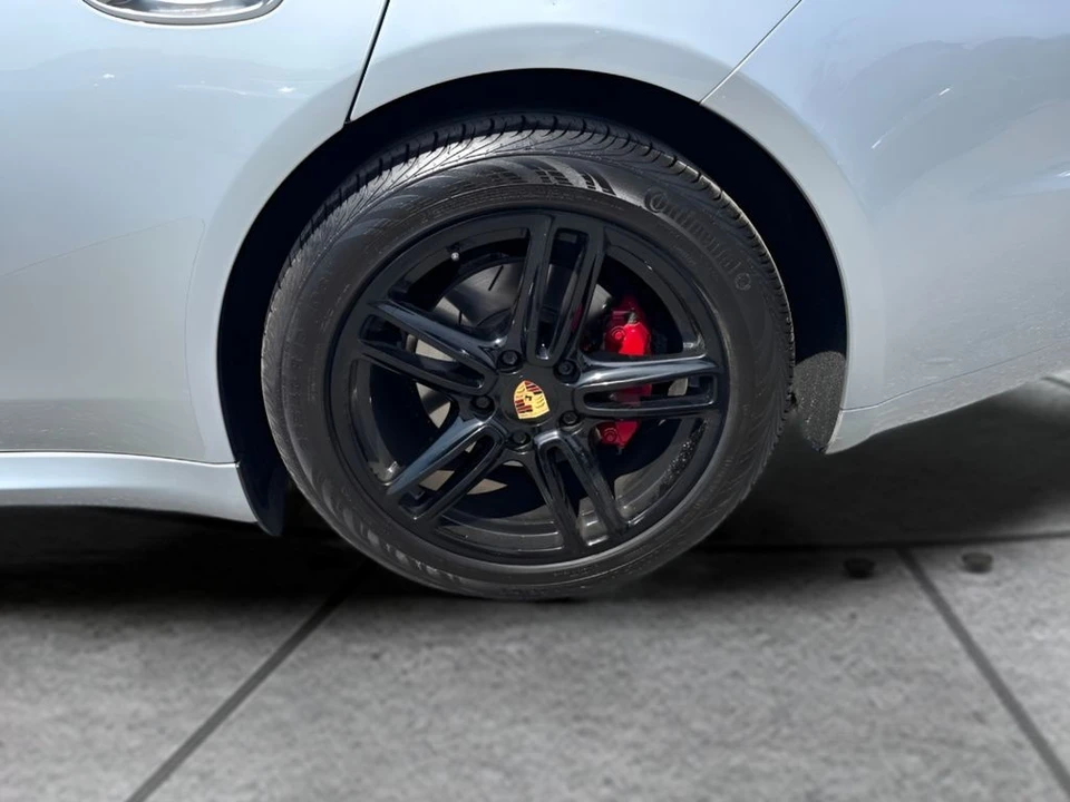 2015 Porsche 970 Panamera - Image 25 of 27