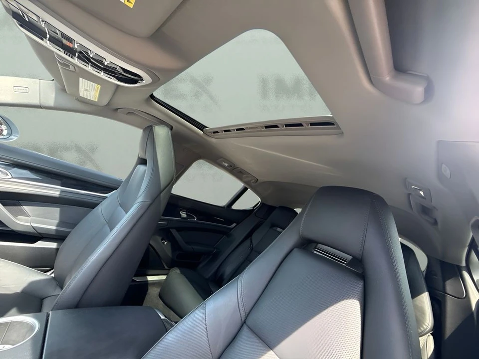 2015 Porsche 970 Panamera - Image 6 of 27