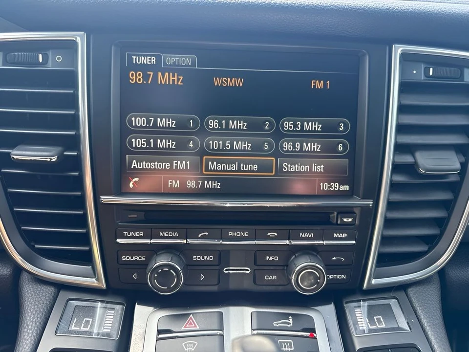 2015 Porsche 970 Panamera - Image 11 of 27