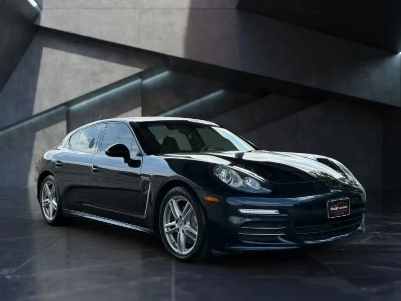 2015 Porsche 970 Panamera - Image 6 of 12