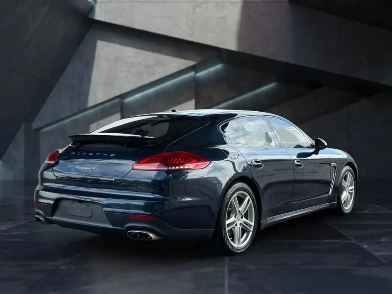 2015 Porsche 970 Panamera - Image 11 of 12