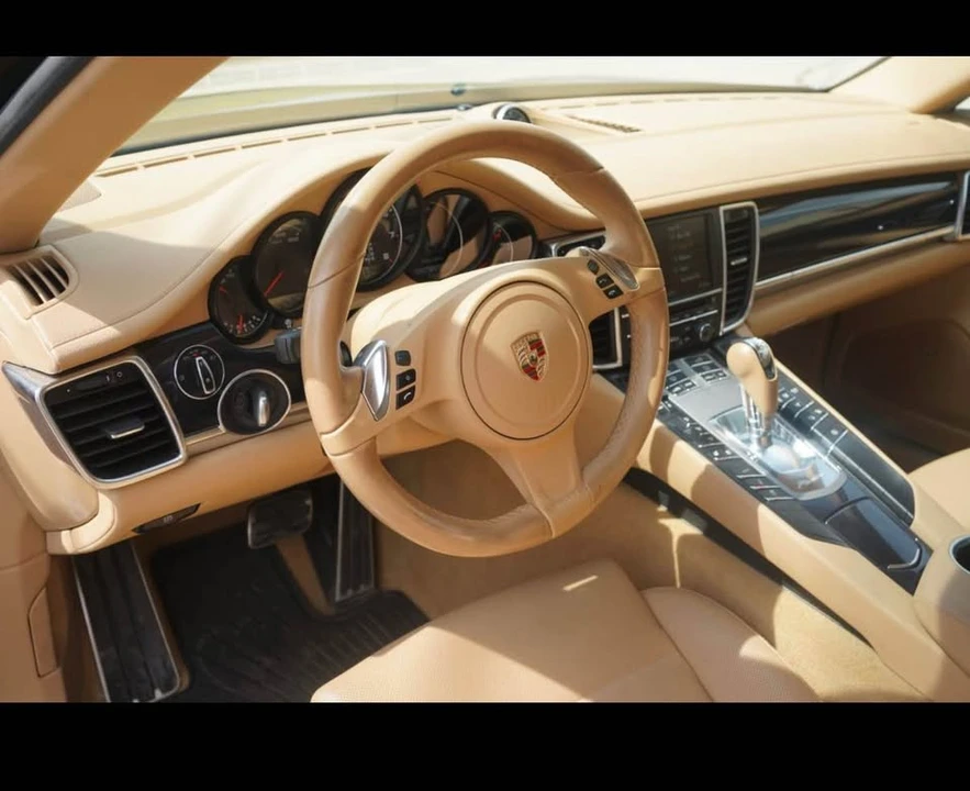 2015 Porsche 970 Panamera - Image 12 of 20
