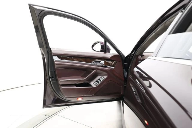 2015 Porsche 970 Panamera 4S - Image 10 of 12