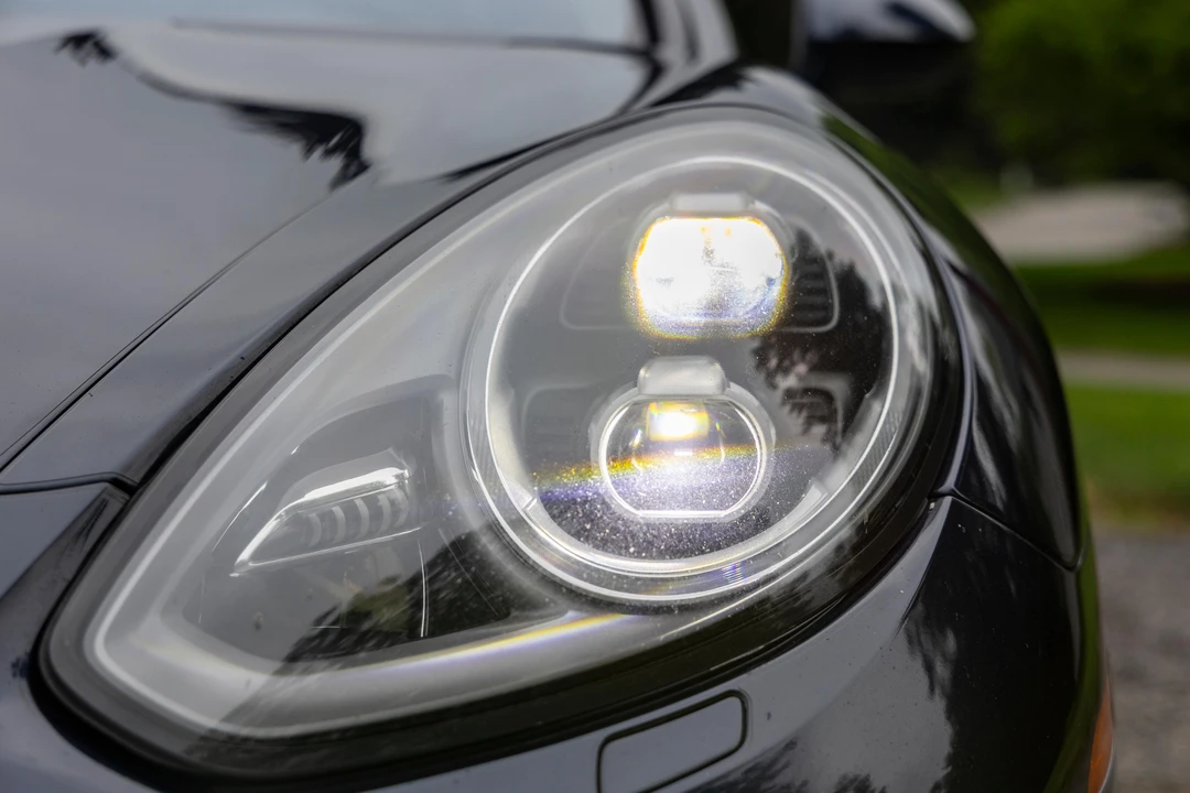 2015 Porsche 970 Panamera 4S - Image 22 of 31