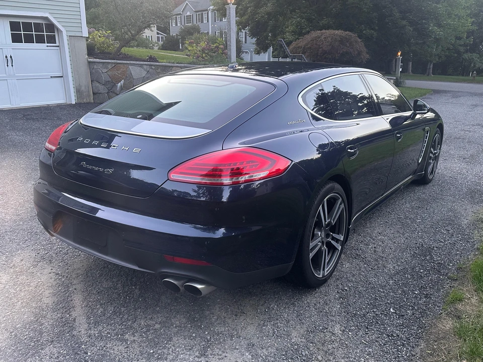 2015 Porsche 970 Panamera 4S - Image 10 of 31