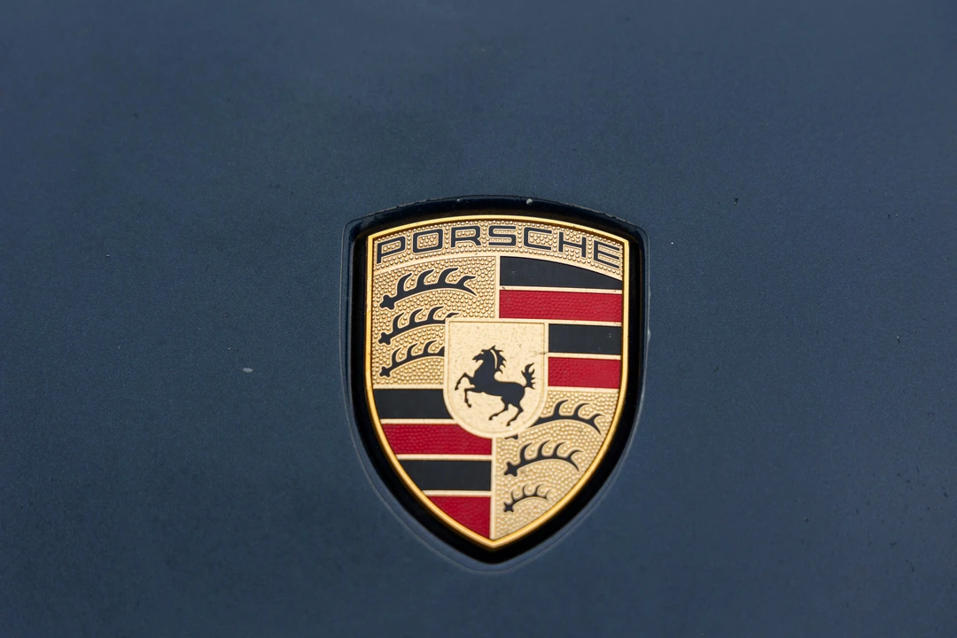 2015 Porsche 970 Panamera 4S - Image 17 of 31