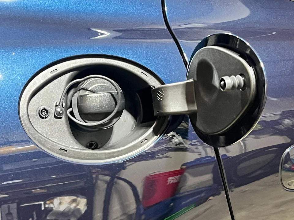 2015 Porsche 970 Panamera 4S - Image 21 of 31