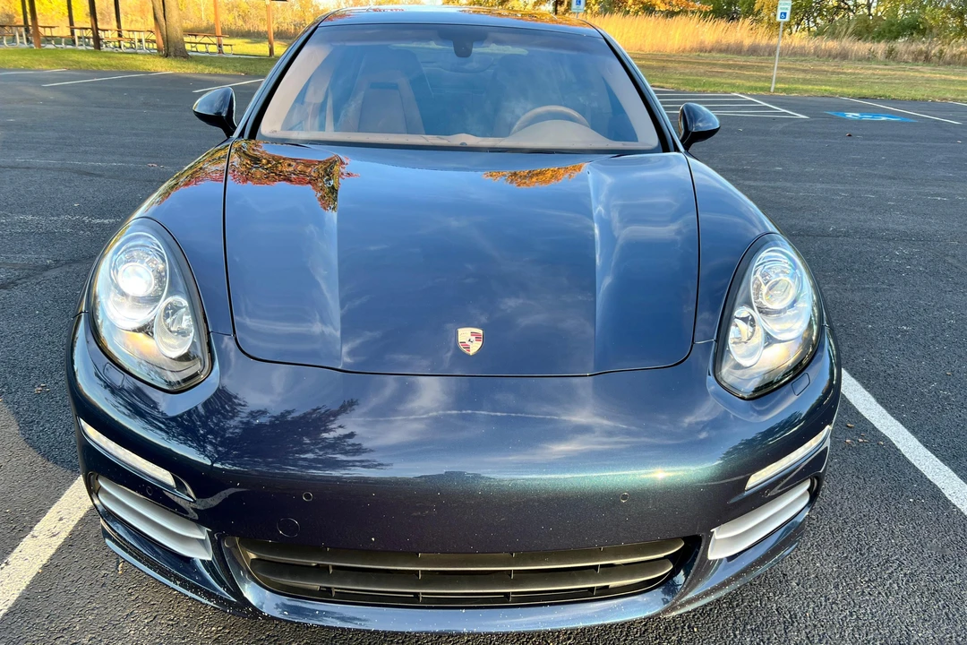 2015 Porsche 970 Panamera 4S - Image 2 of 31