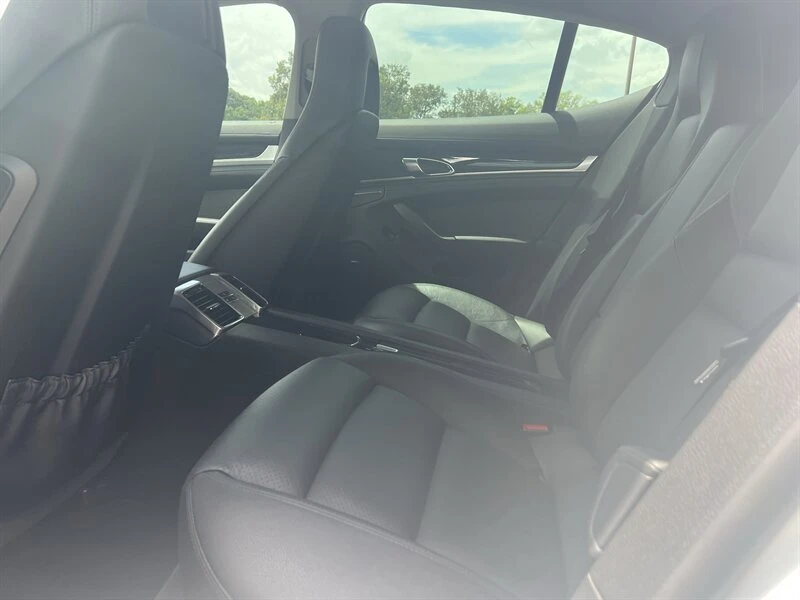 2015 Porsche 970 Panamera 4S - Image 8 of 11