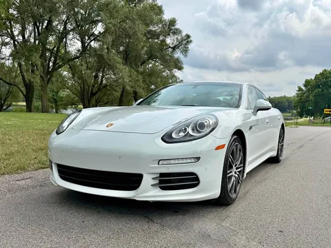 2015 Porsche Panamera 4S