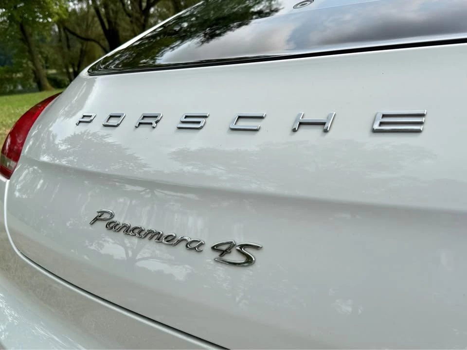 2015 Porsche 970 Panamera 4S - Image 2 of 20