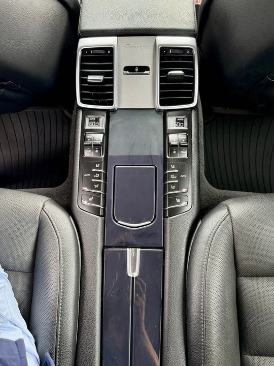 2015 Porsche 970 Panamera 4S - Image 15 of 20