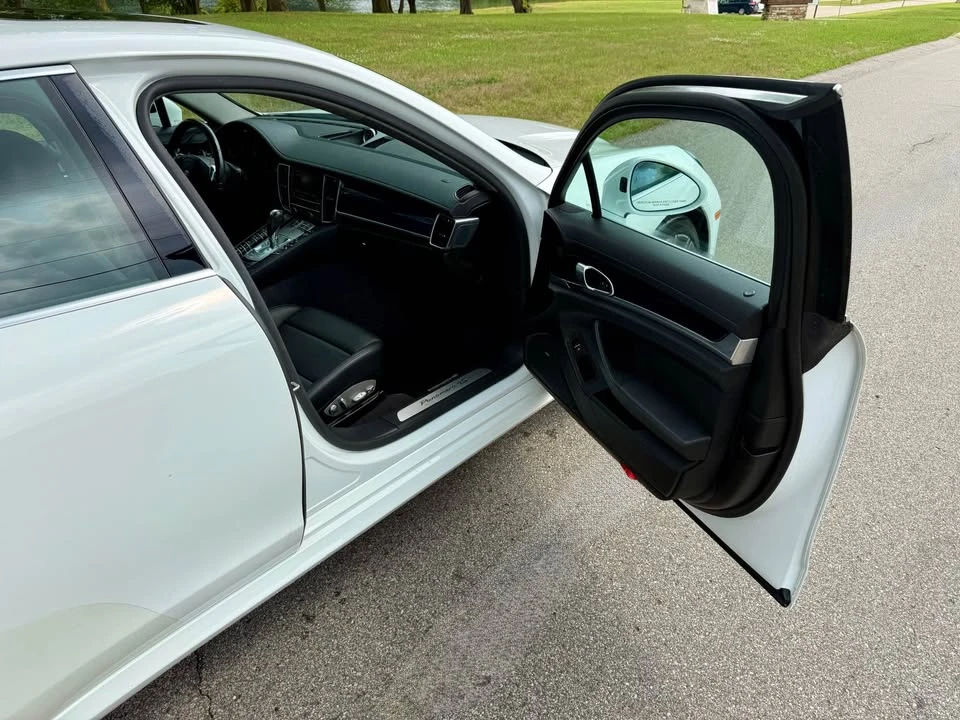 2015 Porsche 970 Panamera 4S - Image 5 of 20