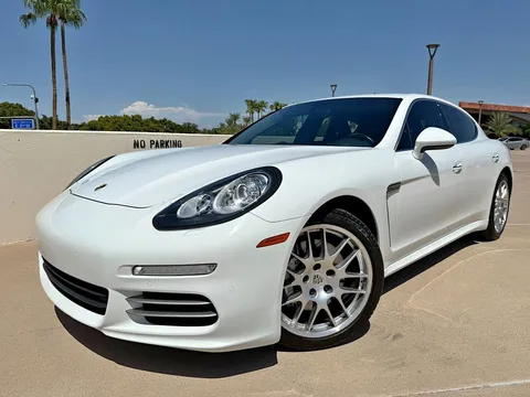 2015 Porsche Panamera 4S