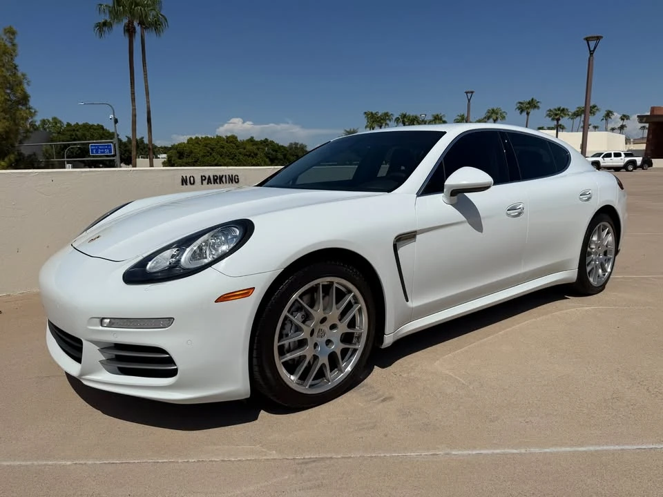 2015 Porsche 970 Panamera 4S - Image 2 of 17