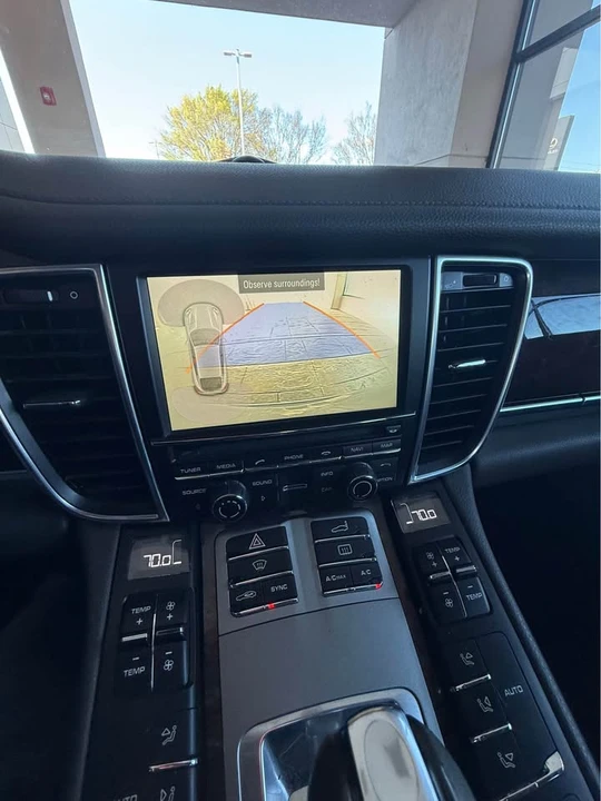 2015 Porsche 970 Panamera 4S - Image 9 of 11