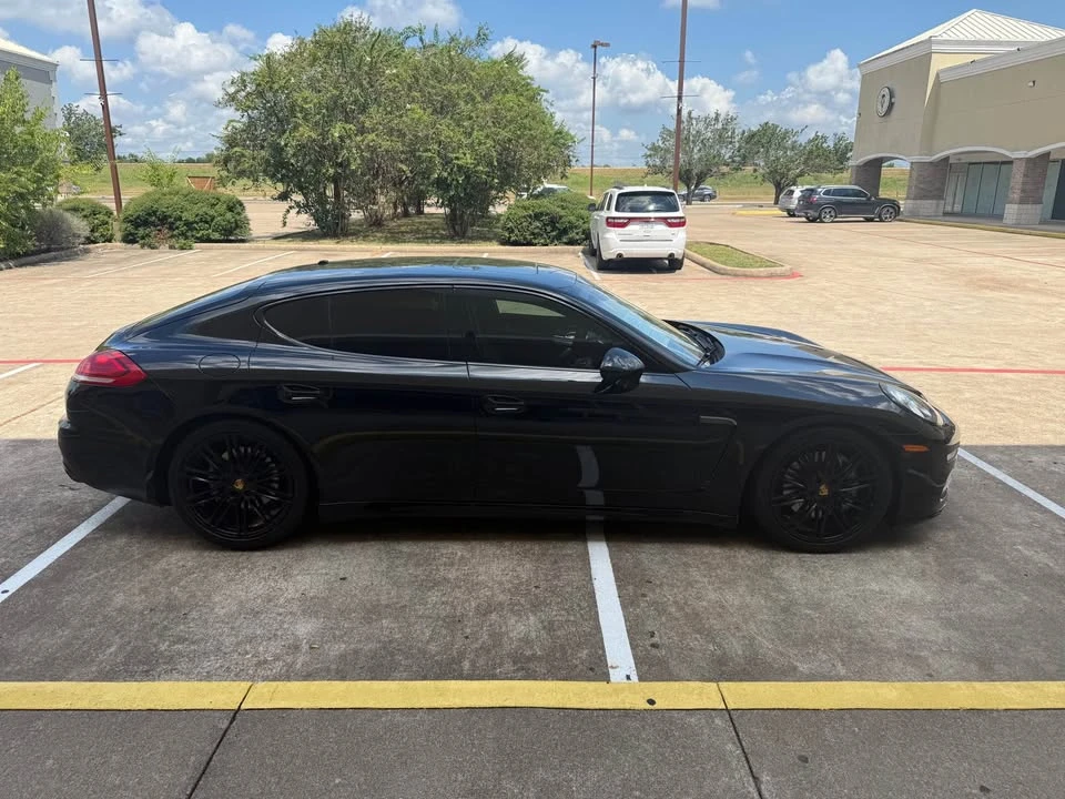 2015 Porsche 970 Panamera 4S - Image 2 of 20