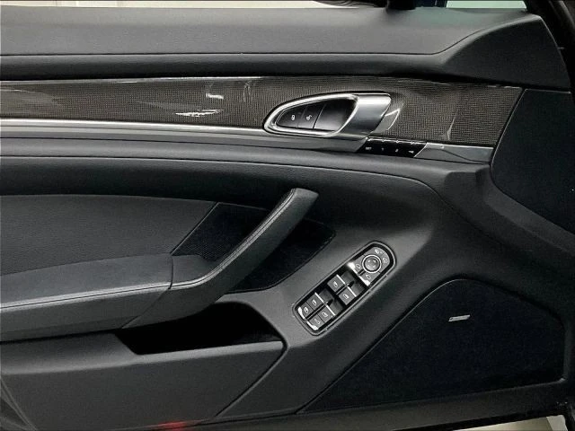 2015 Porsche 970 Panamera 4S - Image 17 of 31