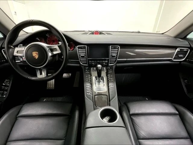 2015 Porsche 970 Panamera 4S - Image 2 of 31