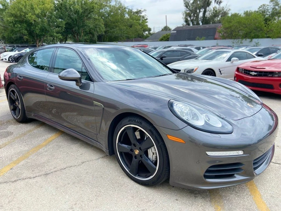 2015 Porsche 970 Panamera 4S - Image 7 of 31