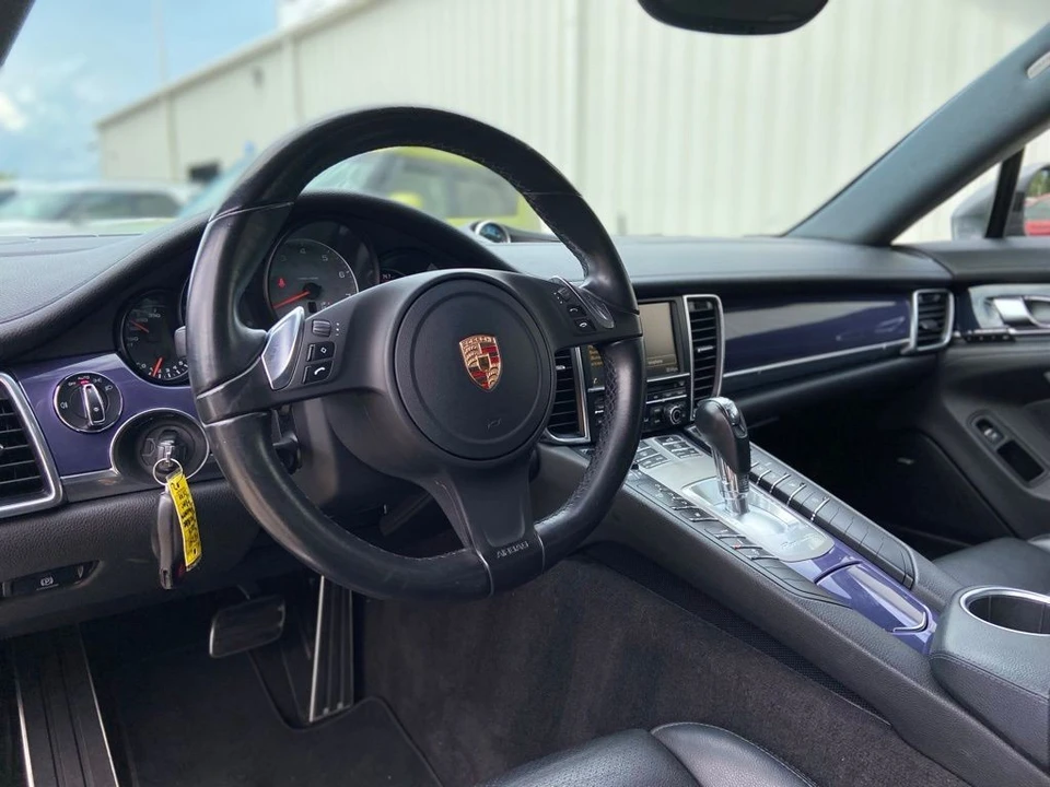 2015 Porsche 970 Panamera 4S - Image 13 of 31
