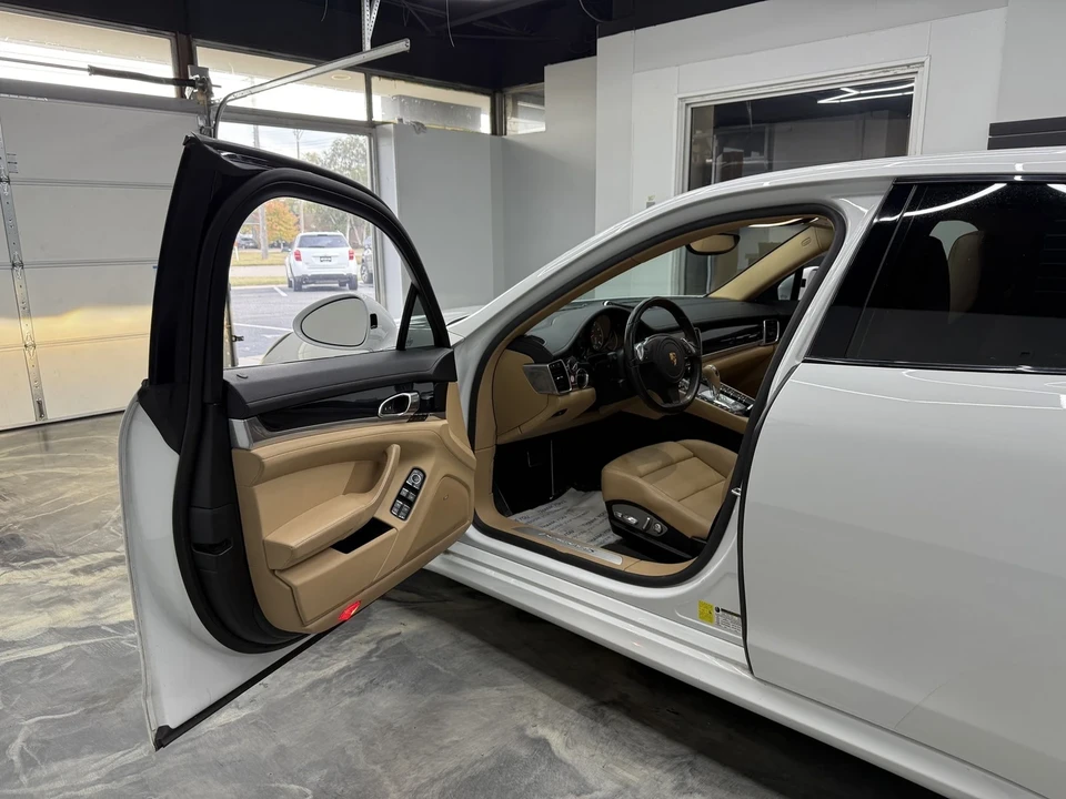 2015 Porsche 970 Panamera 4S - Image 10 of 21