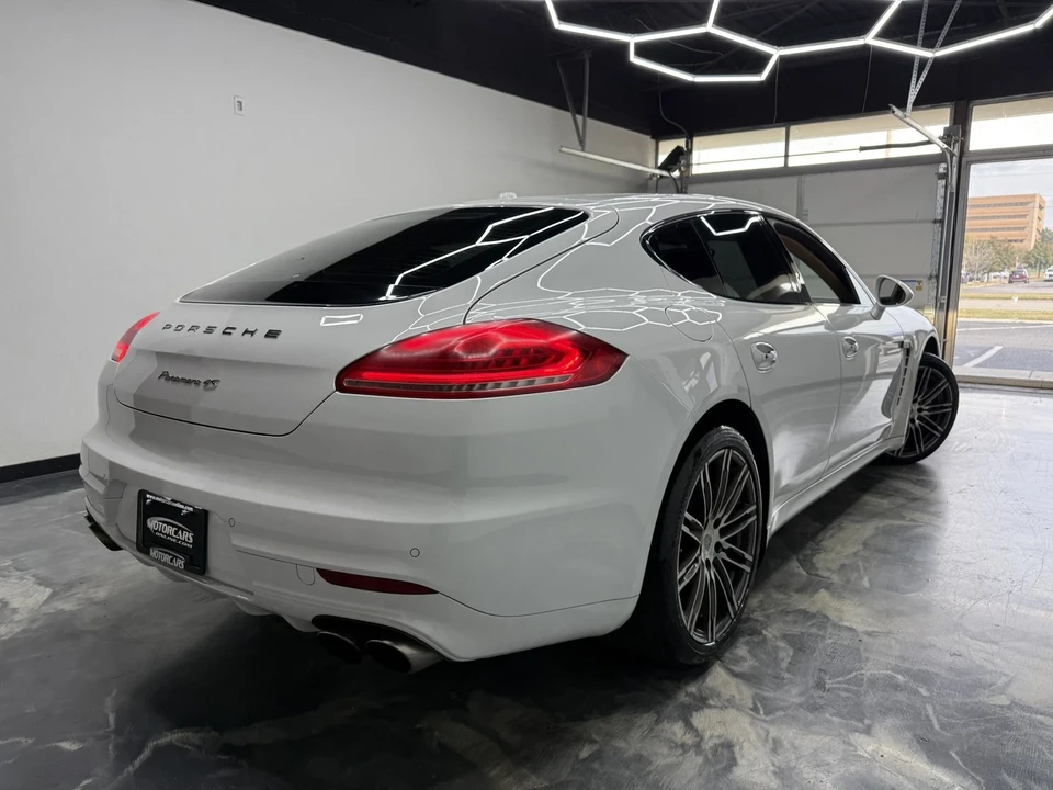 2015 Porsche 970 Panamera 4S - Image 6 of 21
