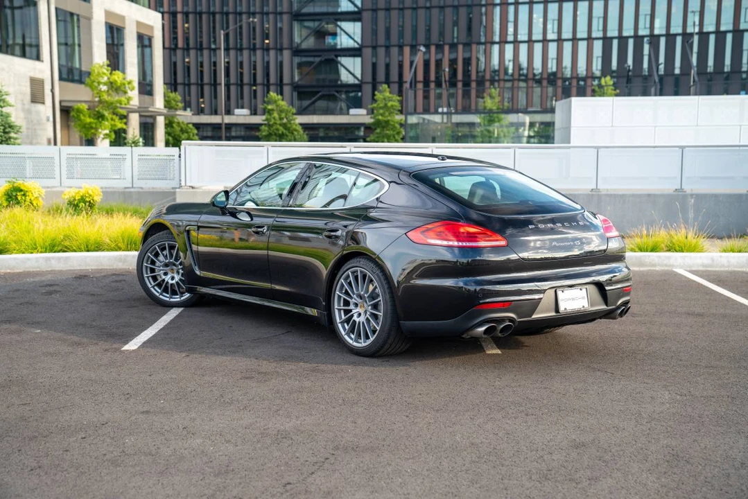 2015 Porsche 970 Panamera 4S - Image 3 of 5