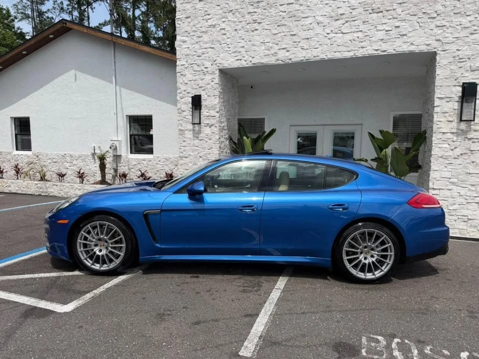 2015 Porsche 970 Panamera - Image 2 of 20