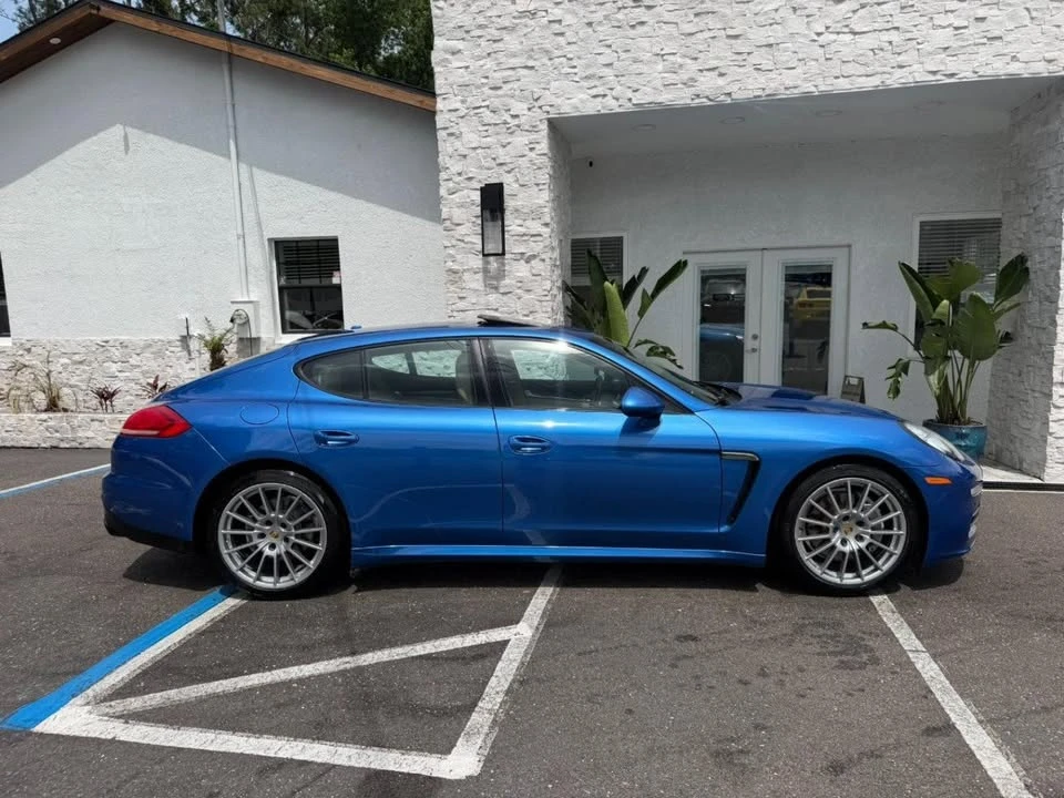 2015 Porsche 970 Panamera - Image 18 of 20