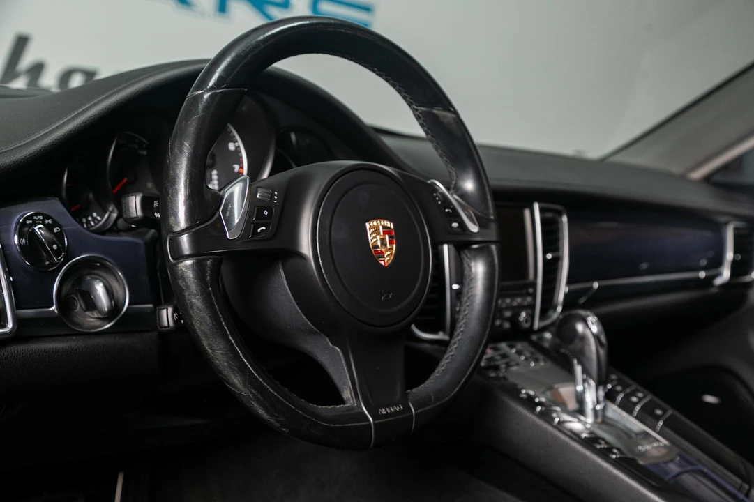 2015 Porsche 970 Panamera - Image 8 of 31