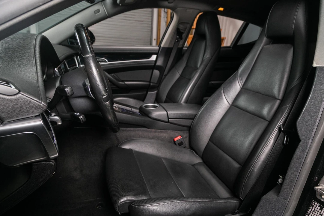2015 Porsche 970 Panamera - Image 4 of 31