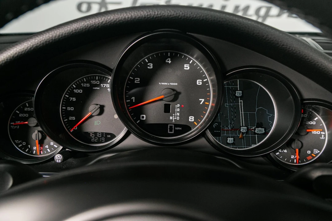 2015 Porsche 970 Panamera - Image 13 of 31
