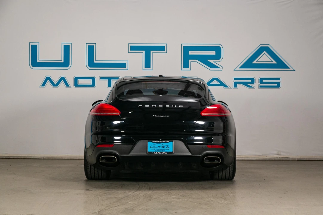 2015 Porsche 970 Panamera - Image 9 of 31