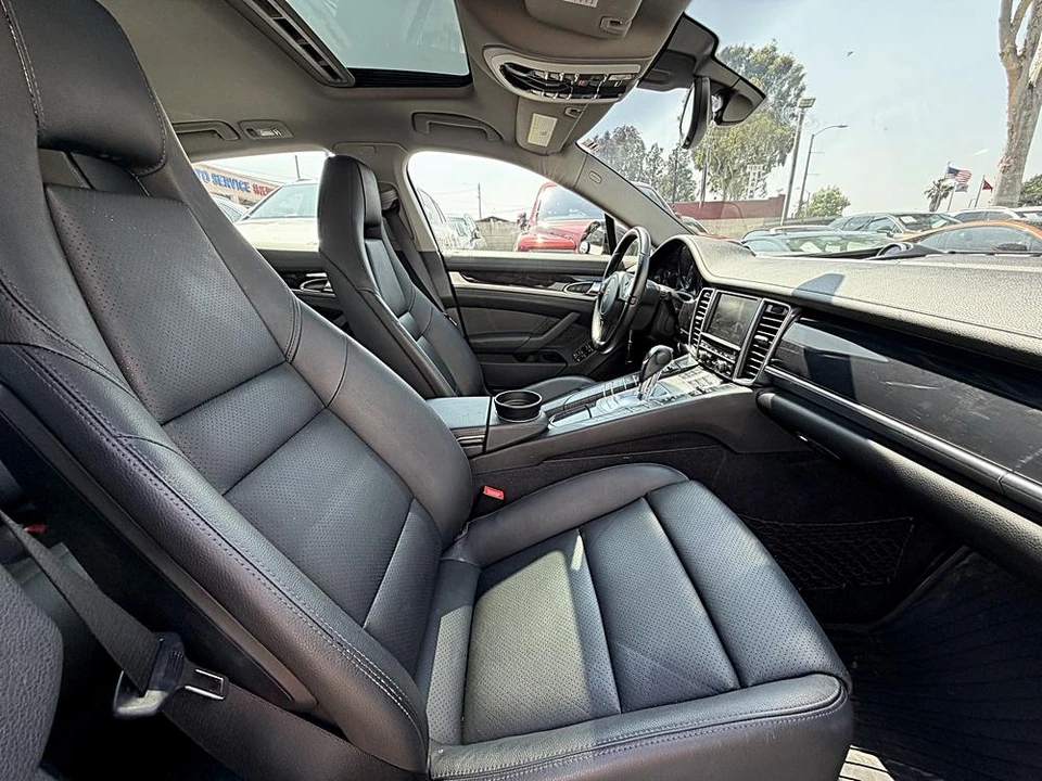 2015 Porsche 970 Panamera - Image 8 of 16