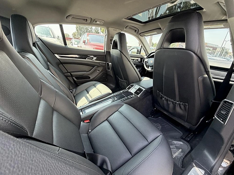 2015 Porsche 970 Panamera - Image 9 of 16