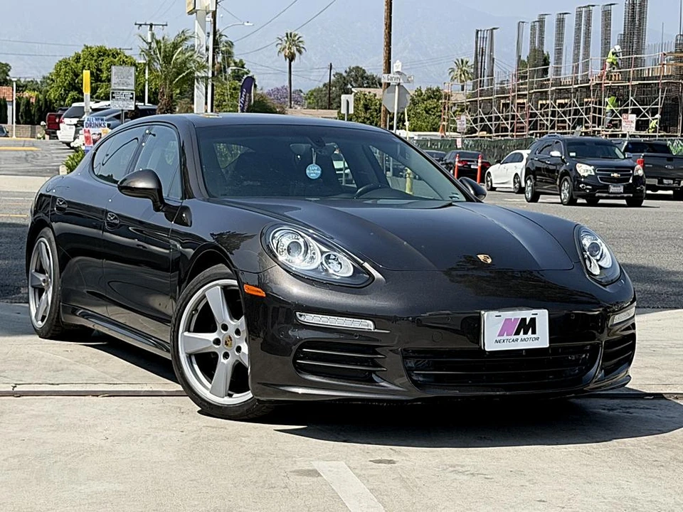 2015 Porsche 970 Panamera - Image 3 of 16