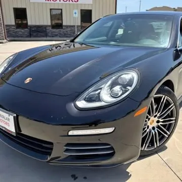 2015 Porsche Panamera 4S