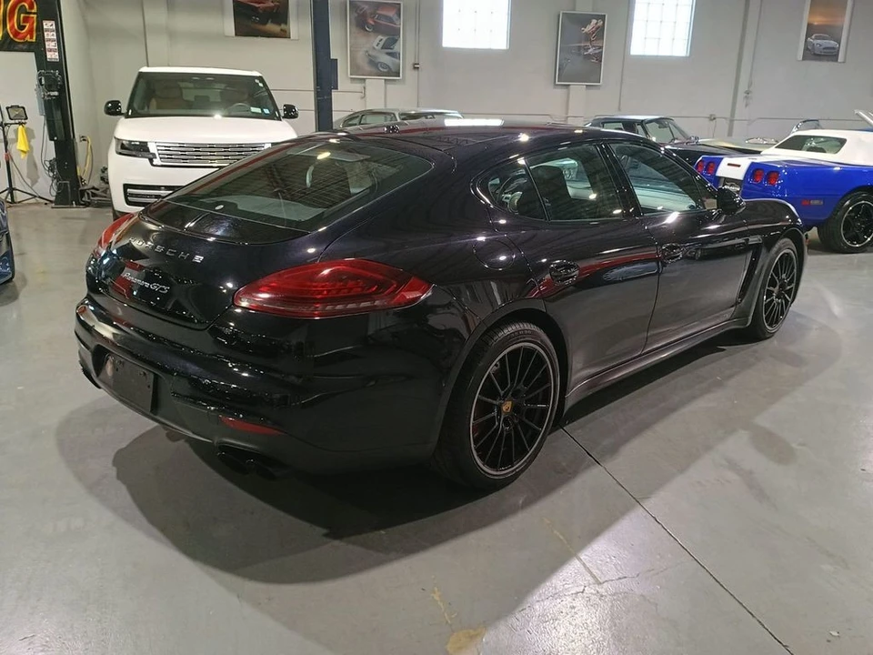 2015 Porsche 970 Panamera GTS - Image 7 of 12