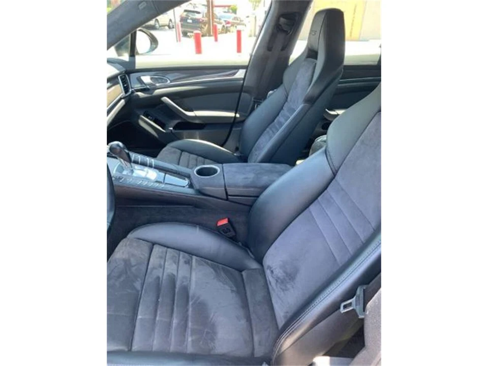 2015 Porsche Panamera - Image 11 of 19