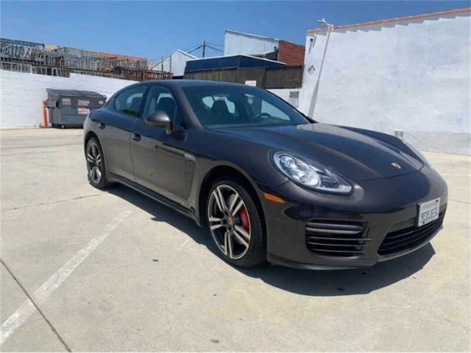 2015 Porsche Panamera - Image 18 of 19