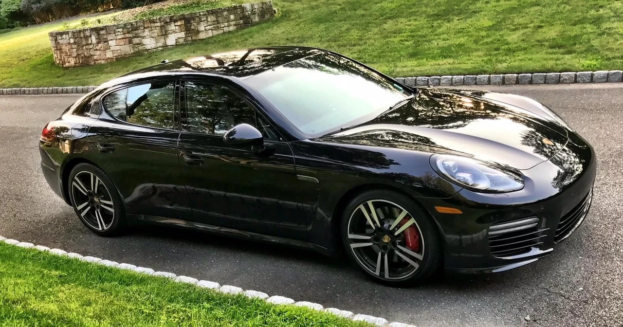 2015 Porsche 970 Panamera GTS - Image 6 of 15