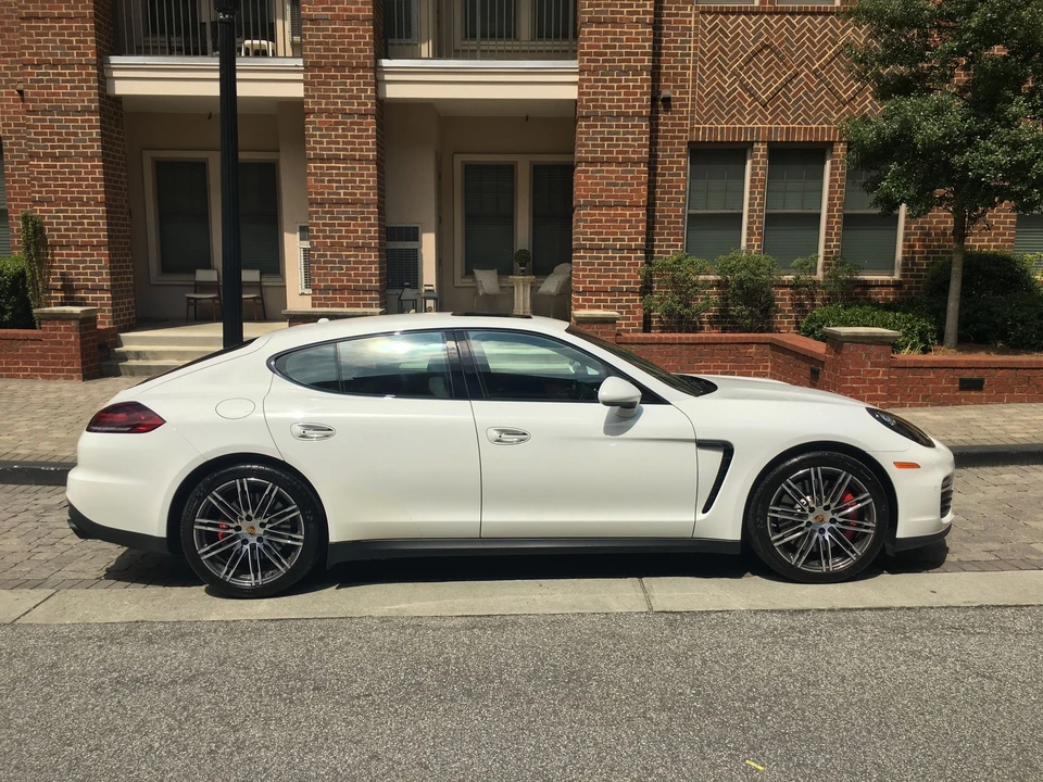 2015 Porsche 970 Panamera GTS - Image 2 of 14