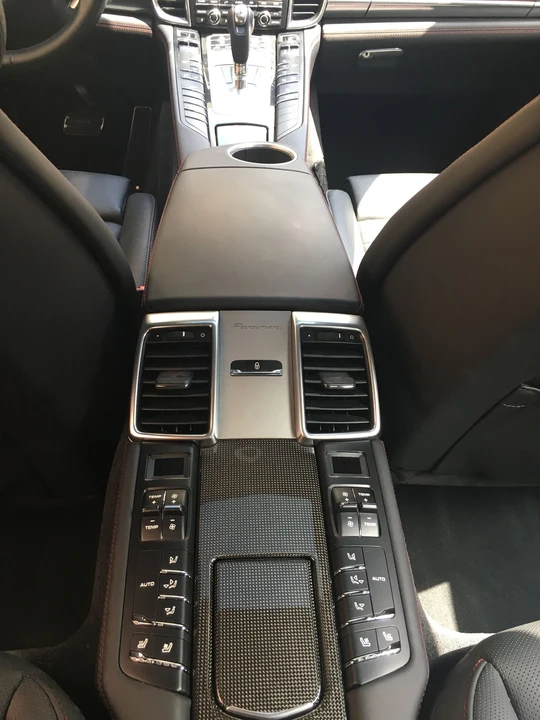 2015 Porsche 970 Panamera GTS - Image 10 of 14