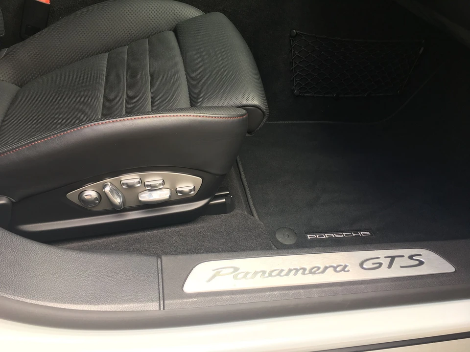2015 Porsche 970 Panamera GTS - Image 11 of 14