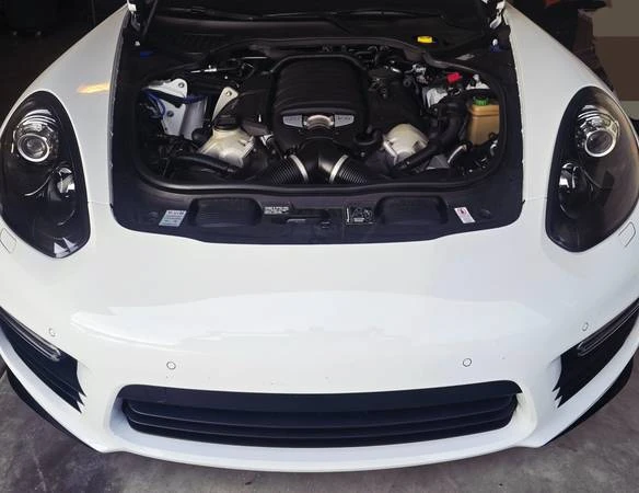 2015 Porsche 970 Panamera GTS - Image 10 of 21