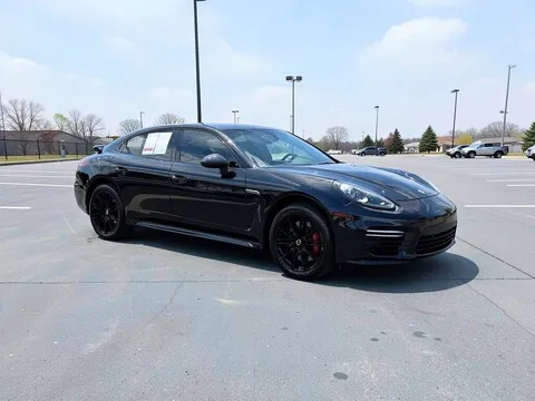 2015 Porsche Panamera GTS