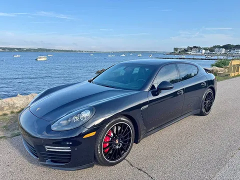 2015 Porsche Panamera GTS