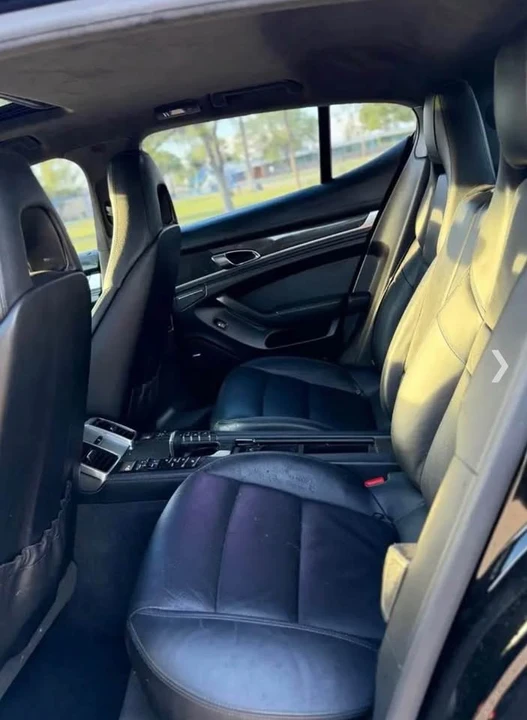 2015 Porsche Panamera - Image 6 of 6